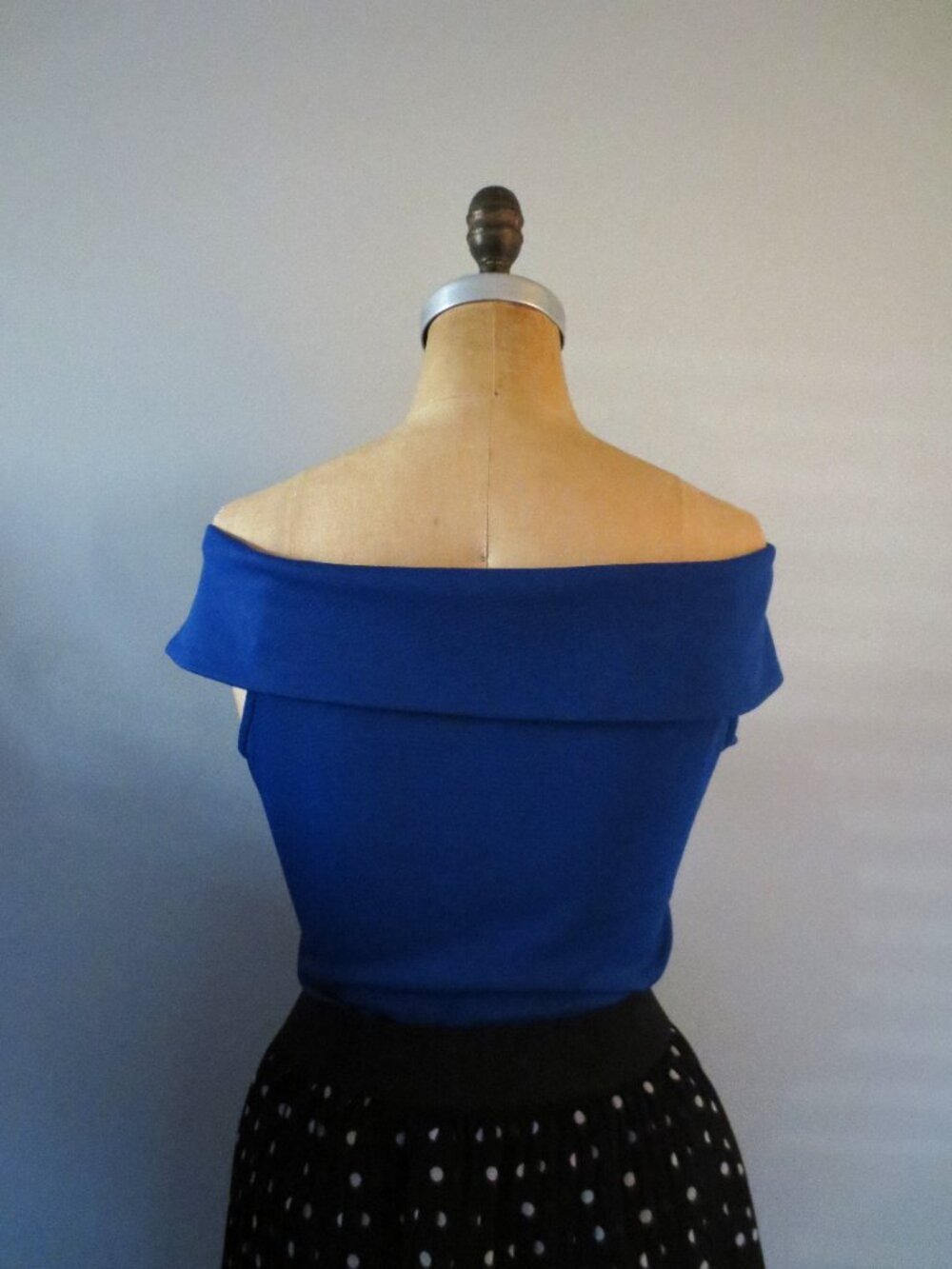 Unique Vintage 1950s Retro Blue Off-Shoulder Top - NWOT - Picture 5 of 9